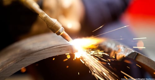 Autogenschweißen | © stock.adobe.com - Bogdan Vasilescu