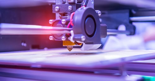 3D printer or additive manufacturing and robotic automation technology. | © stock.adobe.com - xiaoliangge